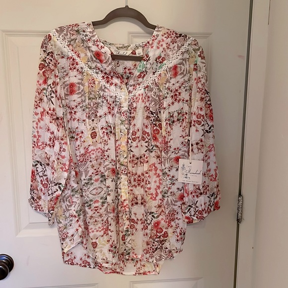 Woman’s Caffe Marrahesh NWT long sleeve button up blouse size Large - Picture 1 of 4